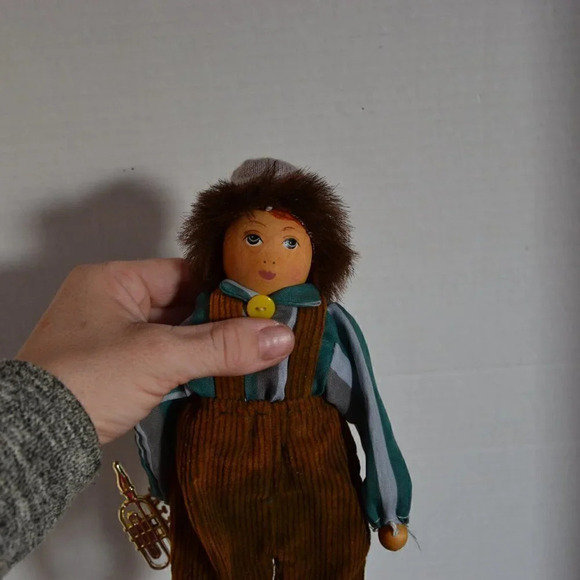 Unique Doll  Pair - Picture 4 of 8